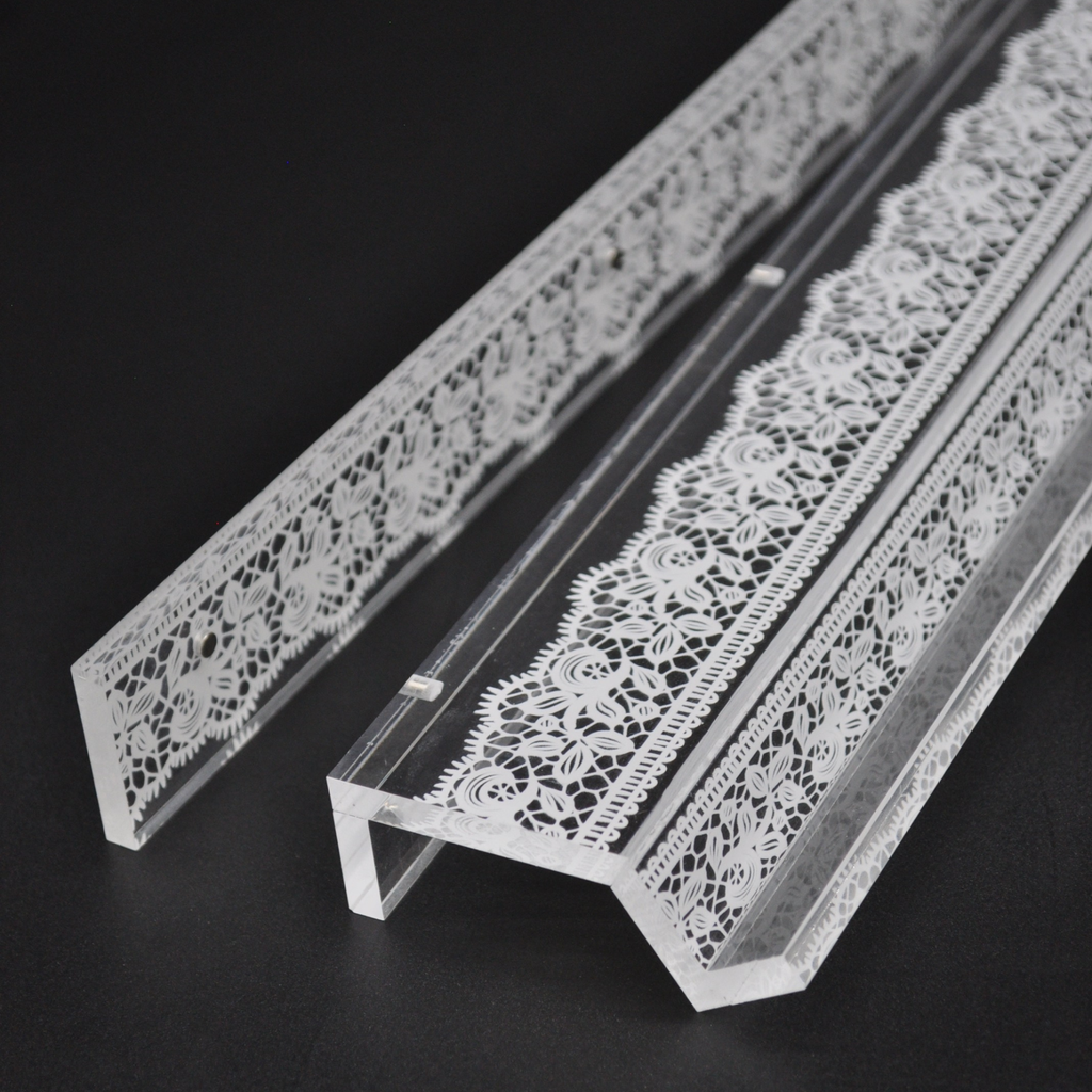 White Lace Mahjong Rack and Pusher, Set of 4