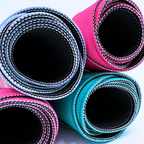 MINI MAHJONG MAT  |  Color Wave  |  21" x 21": Pink Center- Blue Scallop