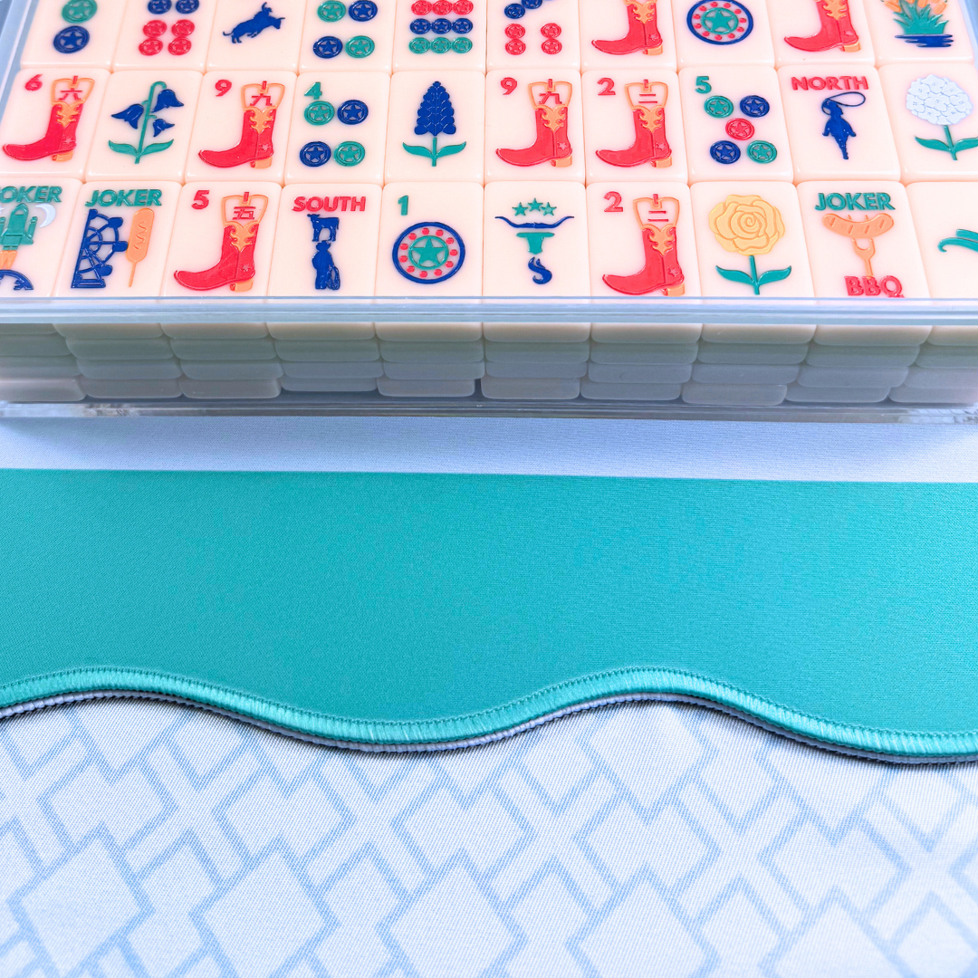 MAHJONG MAT  |  Color Wave  |  31" x 31": Cobalt Center- Blue Scallop