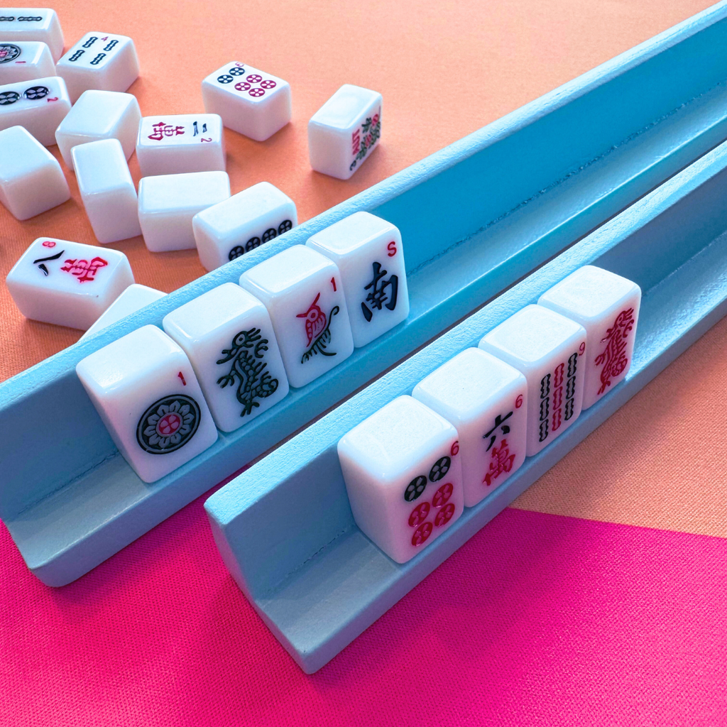 MINI MAHJONG MAT  |  Color Wave  |  21" x 21": Cobalt Center-Blue Scallop