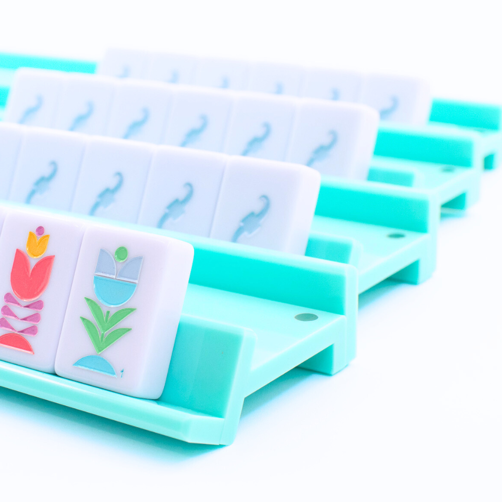 MAHJONG RACKS | Premium Acrylic | 4 Racks + 4 Pushers: Solid White