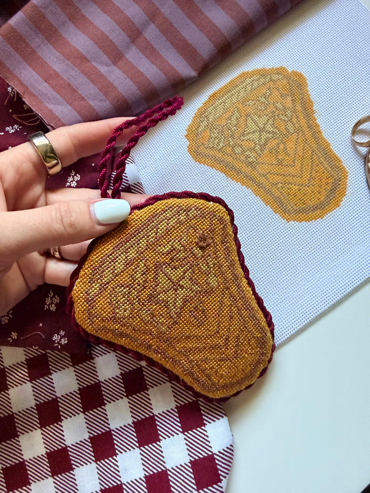 Aggie Ring Needlepoint Canvas 18 Mesh